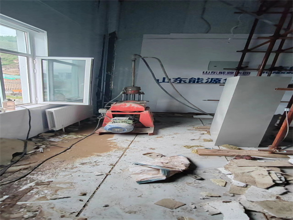 宜黄地基基础下沉墙体裂缝加固注浆顶升施工